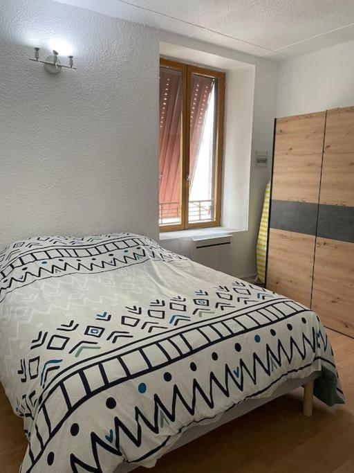 Bourbonne Les Bains, Appartement T2 Pour 2 מראה חיצוני תמונה